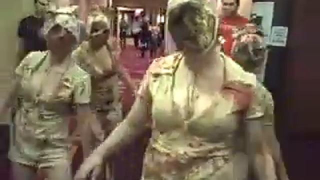 Silent Hill Nurses at NebrasKon 2009 смотреть онлайн
