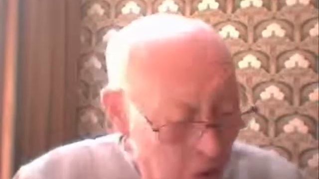 STUPID OLD GIT EPISODE 1 wmv смотреть онлайн