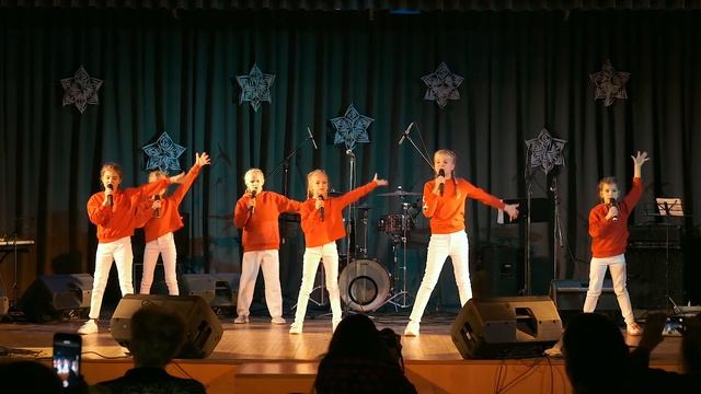 ЛЕНИНГРАДОСТЬ - "Недетское время" смотреть онлайн