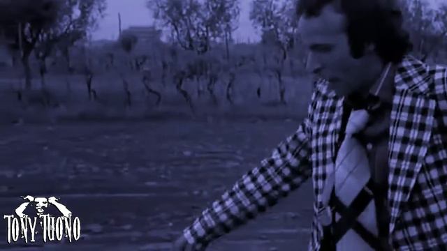 Roberto Benigni feat.Tony Tuono - Buongiorno Berlinguer ! trap remix смотреть онлайн