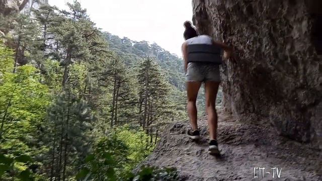 Лиза в Ущелье Трёх гор смотреть онлайн