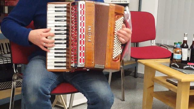Klangprobe Akkordeon Pigini Helipolka 3 Musette смотреть онлайн