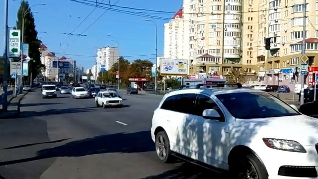 Moto E4. Пример видеозаписи. 1280*720 точек смотреть онлайн