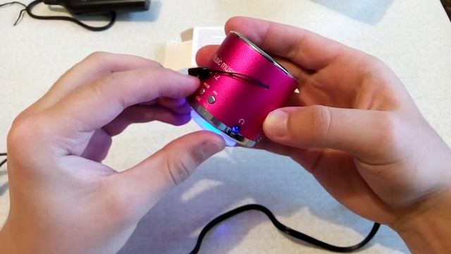 Посылки из Китая Мини колонка на 3 ватта и usb -хаб.Обзор смотреть онлайн