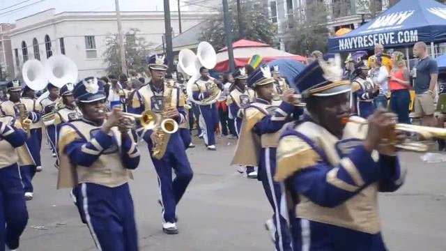 112 Warren Easton High School Band #Proteus2015 смотреть онлайн