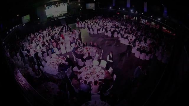 официанты на банкет. Заказать официантов на банкет.