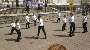 Танец "Мы маленькие дети!" 7-11 лет. #Рекомендации #Танец #Танцы #публичноевыступление #сцена