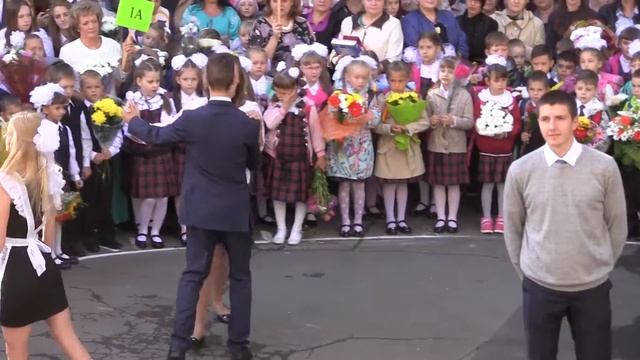 Лобня Школа 5 линейка 01.09.2016 Вальс смотреть онлайн