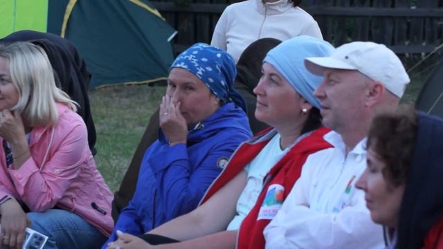 ЖИВАЯ ВОДА Евгений Воробьев с песней ВИА СЯБРЫ на фестивале Песни иткульского лета 2023 смотреть онлайн