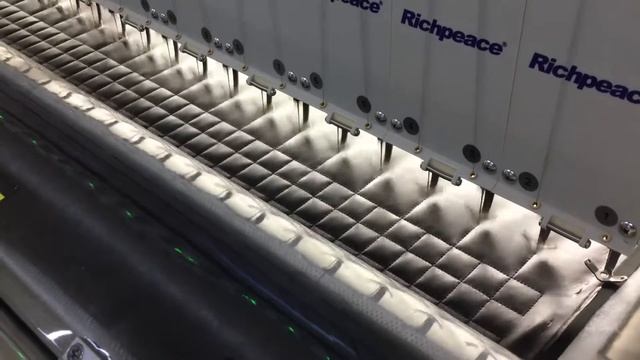 Richpeace вышивко стегальная машина работает для производства мужские одежды смотреть онлайн