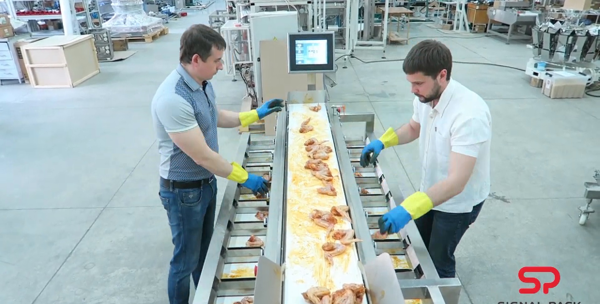 Дозирование куриного крыла в маринаде смотреть онлайн