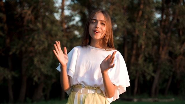 Юлия Гаврилова : Васильковое Небо смотреть онлайн