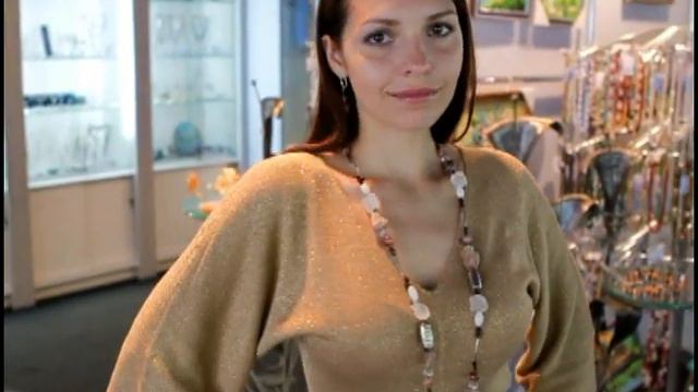 Гарнитур бусы и серьги "Природный" смотреть онлайн