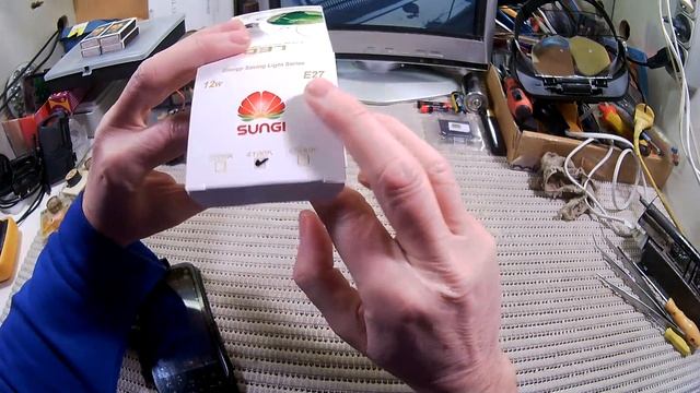 Тест и разборка светодиодной лампы SUNGI чип БП CS6583 смотреть онлайн