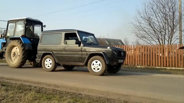 Мерседес против Трактора смотреть онлайн