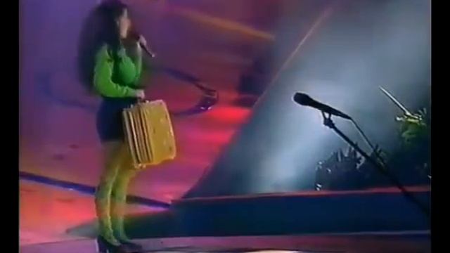 Желтый чемоданчик смотреть онлайн
