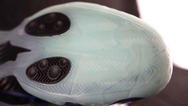 WILL THE NIKE AIR ZOOM ROOKIE GALAXY SELL OUT?! ( Early In Hand Review) смотреть онлайн