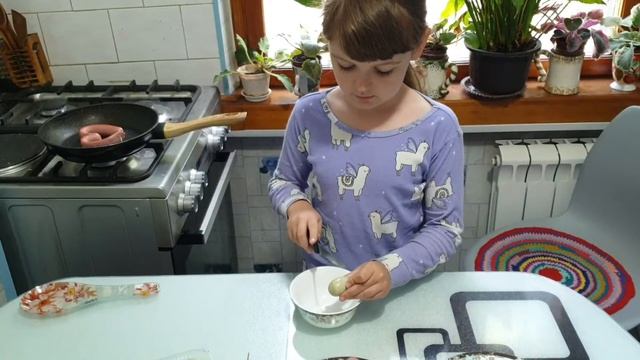 Как я готовлю необычную яичницу на завтрак?. Готовим с Вероникой. ⭐Проверенные рецепты⭐ смотреть онлайн