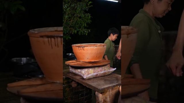 传统工艺腌制酸芋蒙，是这个夏天的味道，白粥的好伴侣 смотреть онлайн