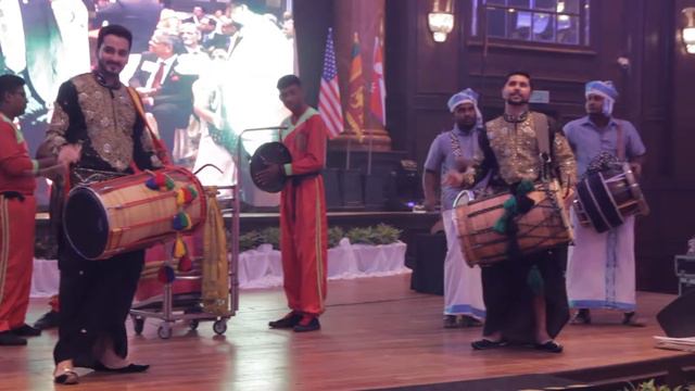 Dhol Alliance 1Malaysia Drums Assemble - Kompang, Urumi, Chinese Drums & Dhol смотреть онлайн