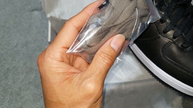 Stussy x Nike Air Force 1 Mid Top Triple Black Shoes смотреть онлайн