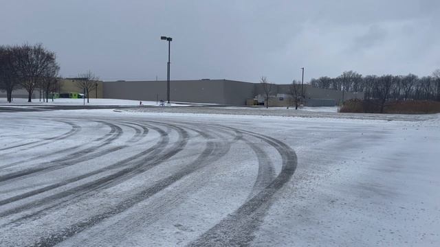 [SNOW DRIVING] 2018 AUDI Q7 3.0T quattro prestige смотреть онлайн