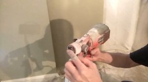 Покраска стен краскопультом