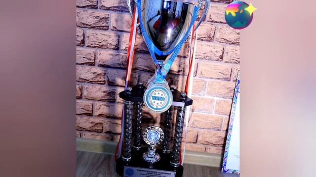 2-кратный Чемпион мира по кикбоксингу Сафаров Фазлиддин?????