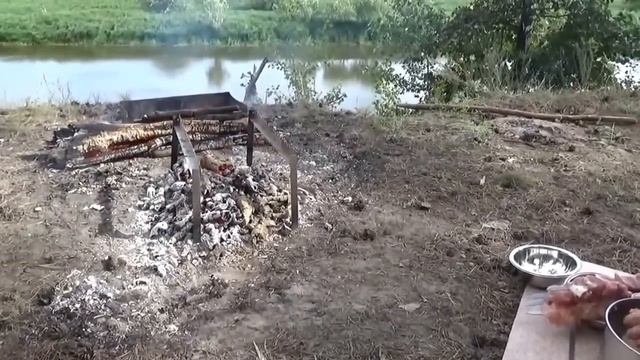Учимся насаживать мясо на шампур смотреть онлайн