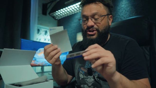 Распаковка Sirui Saturn Anamorphic X1.6 T2.9 Самый маленький полнокадровый!