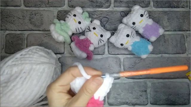 МК Мини Hello Kitty, Хеллоу Китти!!! За 15 минут!!! В пижамке описание под видео. смотреть онлайн