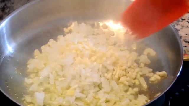 МИДИИ В СОУСЕ САЛЬСА смотреть онлайн