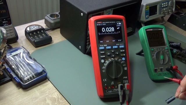 UNI-T UT181A Data Loggin Multimeter смотреть онлайн