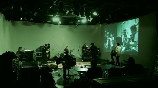 Bajofondo - Pide piso (In-Studio Performance) смотреть онлайн