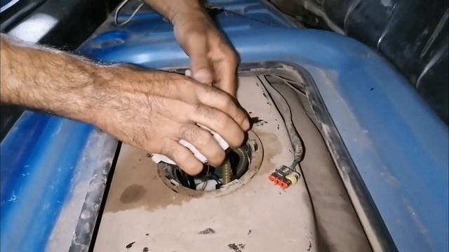 fuel gauge problem United Bravo #bravo #unitedbravo #pakwheels #unitedalpha #motorexperts #united смотреть онлайн