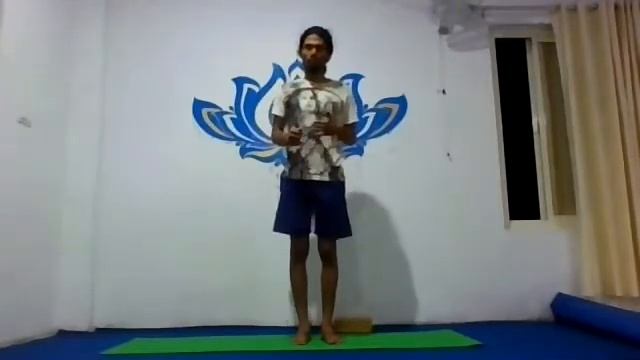 Хатха-йога с преподавателем из Индии Говиндом Сингх Hatha-yoga Class Online