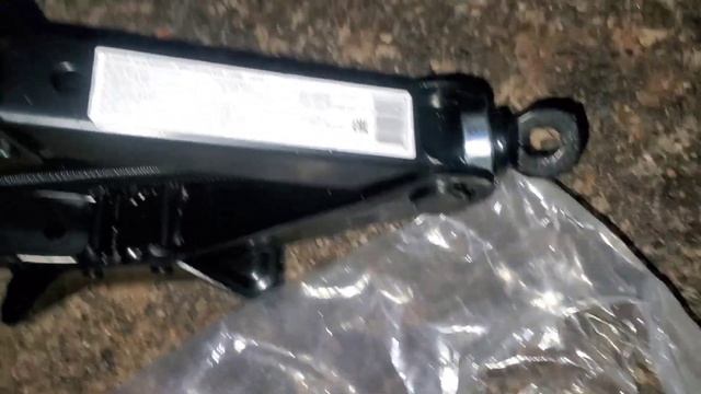 Домкрат со сфетофора механический RockForce RF-10152, обзор, достоинства и недостатки. смотреть онлайн