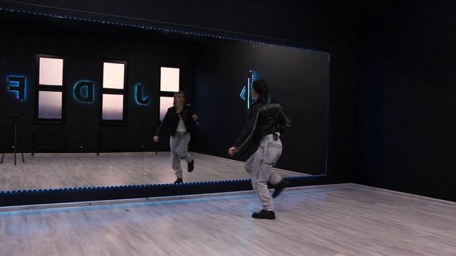 KAI - Rover Dance Tutorial Русский Туториал смотреть онлайн