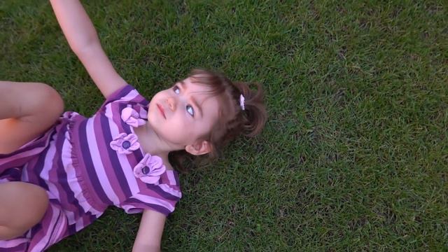 VLOG Я пошутила, а она и вправду взялась это делать смотреть онлайн