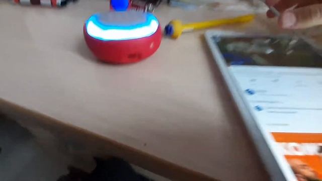 JBL JR POP смотреть онлайн
