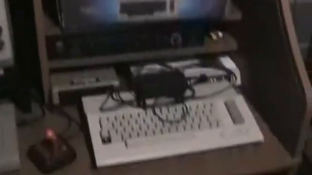 Canon FS200 camcorder low light comparison смотреть онлайн