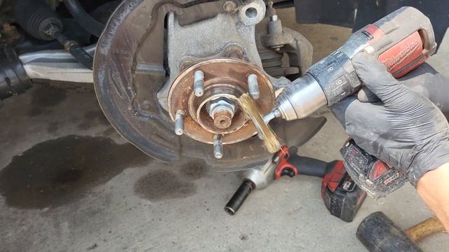 FORD FUSION (Mondeo) 2013-2020 Замена передних тормозных дисков и колодок. смотреть онлайн