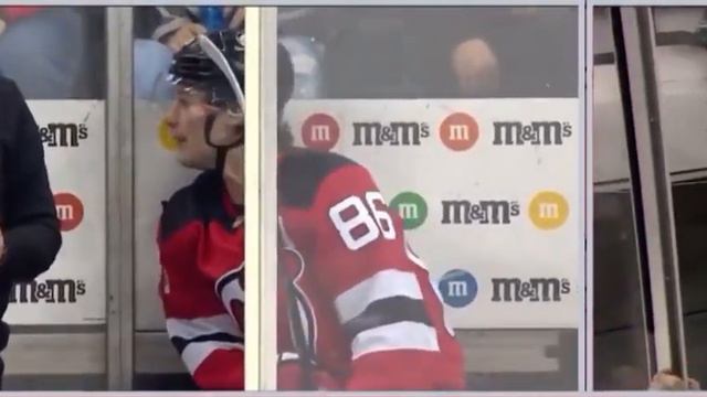 Jack Hughes “People Pay To Watch Me Play” To Arvidsson #NJDevils смотреть онлайн