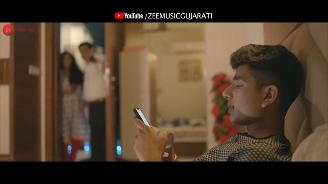 #video ફોન મા તારો ફોટો જોયો Phone Ma Taro Foto Joyo - Music Video | Vishal Hapor | #DhavalKapadia смотреть онлайн