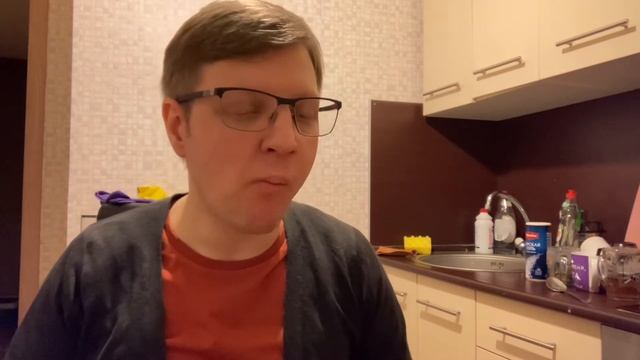 Мугбанг Вымогатель с копьём в Пятёрочке, кабачки с аджикой и творожное печенье ?