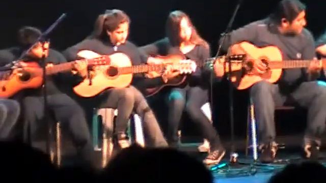 ULANOVA GUITARRA -Quiero ser Tu Sombra смотреть онлайн