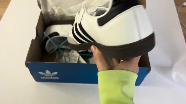 Adidas Originals Samba White смотреть онлайн
