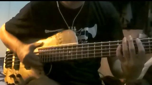 Slap Bass Jam with my Ibanez SRSC805 Single Cut 5 string bass смотреть онлайн