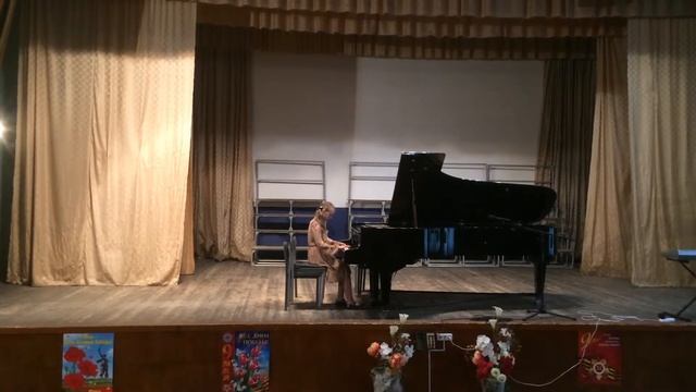 Саша. М. Клементи. Сонатина фа мажор. часть. 16.05.17 г. смотреть онлайн