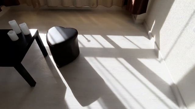 Однушка 33 кв.м. Цена: 5650 Звоните:8-913-607-76-39 Ксения смотреть онлайн